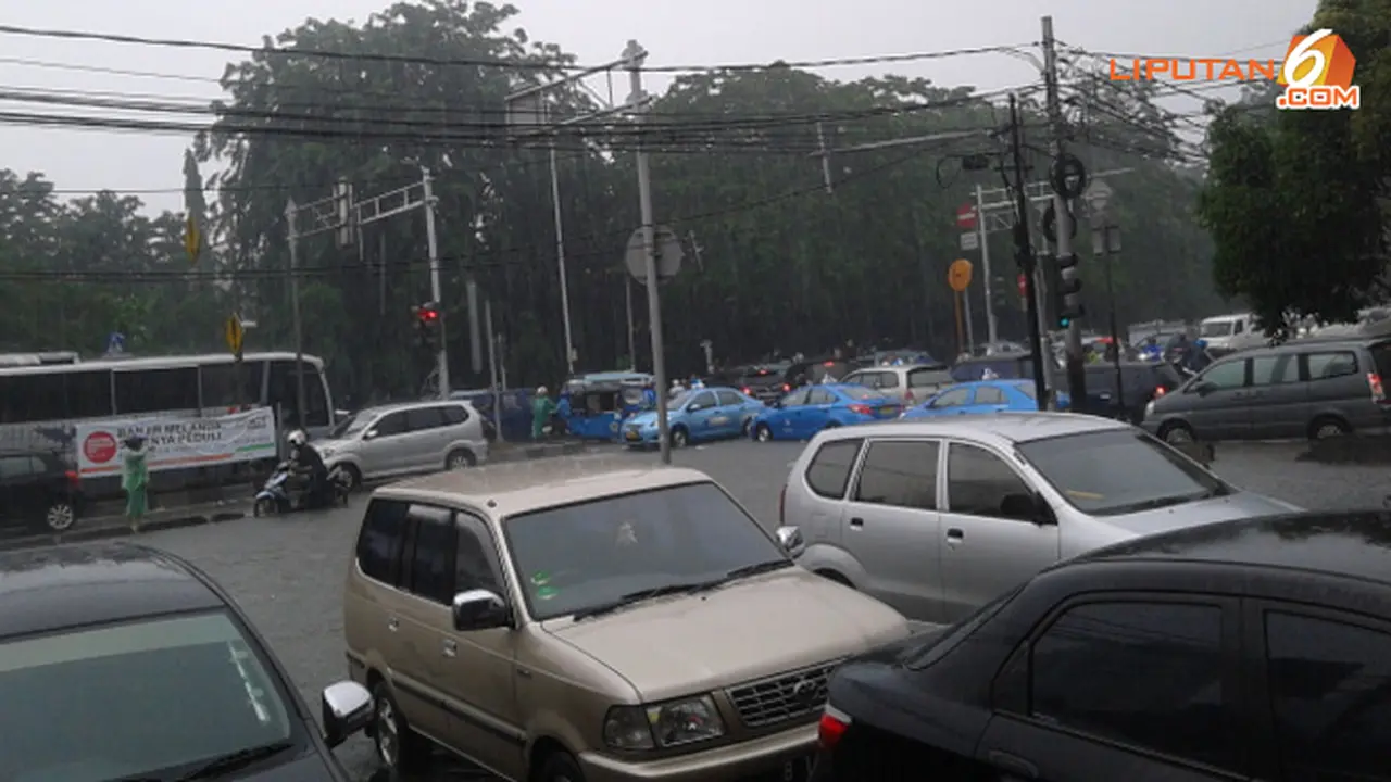 banjir-gunung-sahari-140204a.jpg