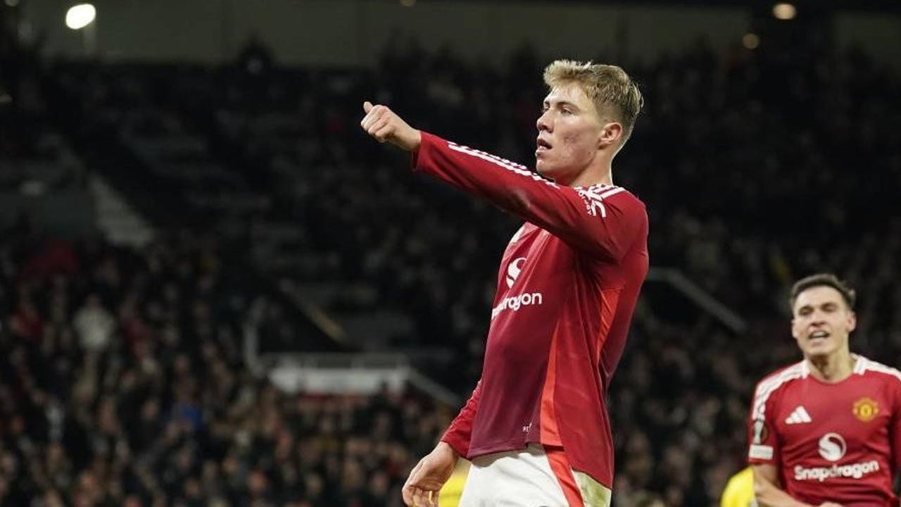 Bukan Juventus, Rasmus Hojlund Bakal Gabung Klub Serie A Ini?