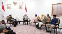 Wapres Ma'ruf Amin menerima kedatangan pendiri Foreign Policy Community of Indonesia (FPCI) Dino Patti Djalal, Selasa (28/1/2020).