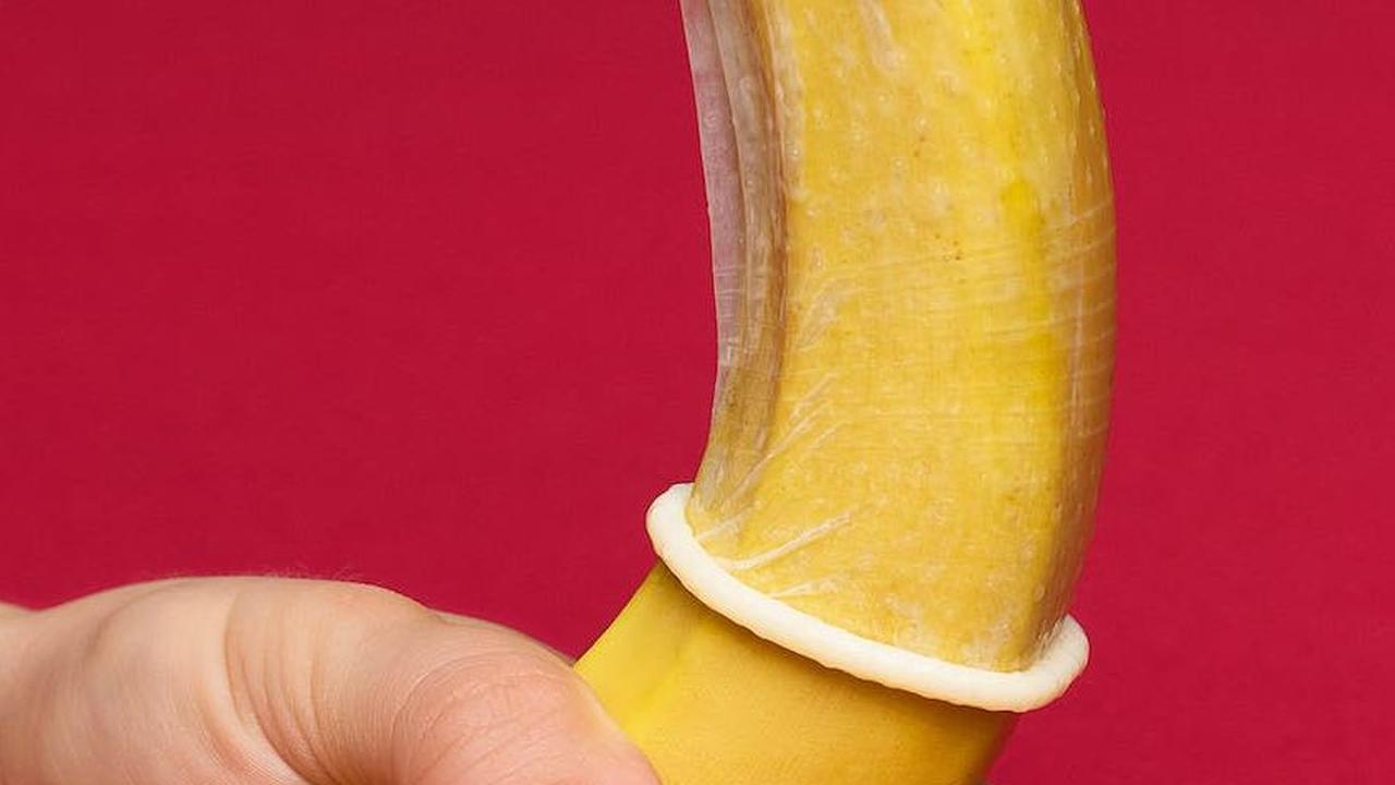 Dengan pemahaman yang baik mengenai kondisi ini, serta upaya pencegahan dan pengobatan yang tepat, pria dapat menjaga kesehatan seksual mereka dan meningkatkan kualitas hidup secara keseluruhan.