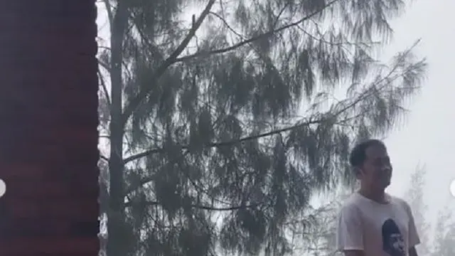 Hanung Bramantyo (Foto: Instagram/@zaskiaadyamecca)