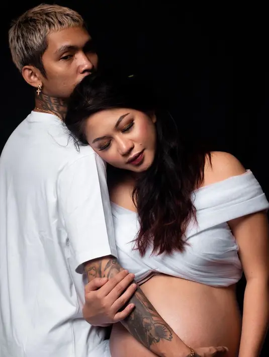 Young Lex dan Eriska Nakesya (Foto: Instagram/eriskanakesya)