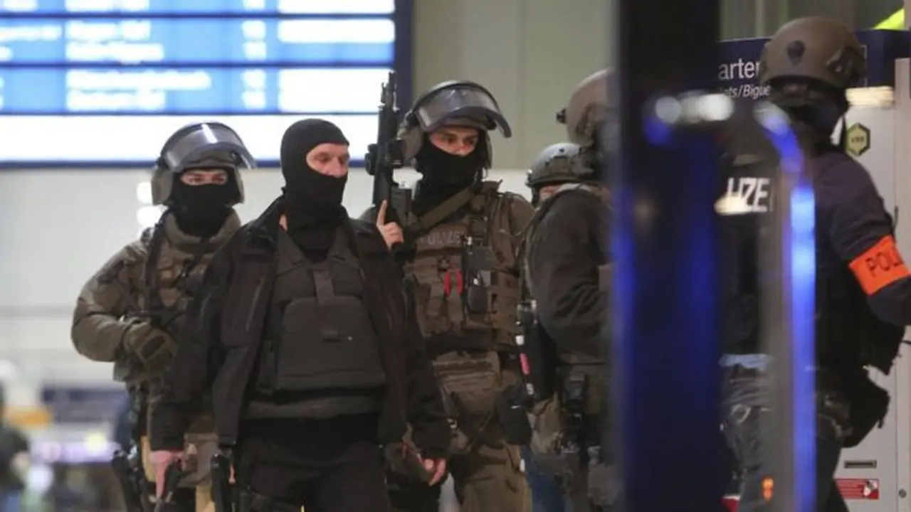 Hauptbahnhof di Duesseldorf, Jerman yang jadi lokasi serangan pria bersejata kapak. (AP)