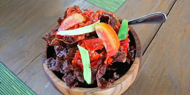 7 Resep Dendeng Batokok Simpel, Cocok Buat Anak Kos dan Ibu Muda