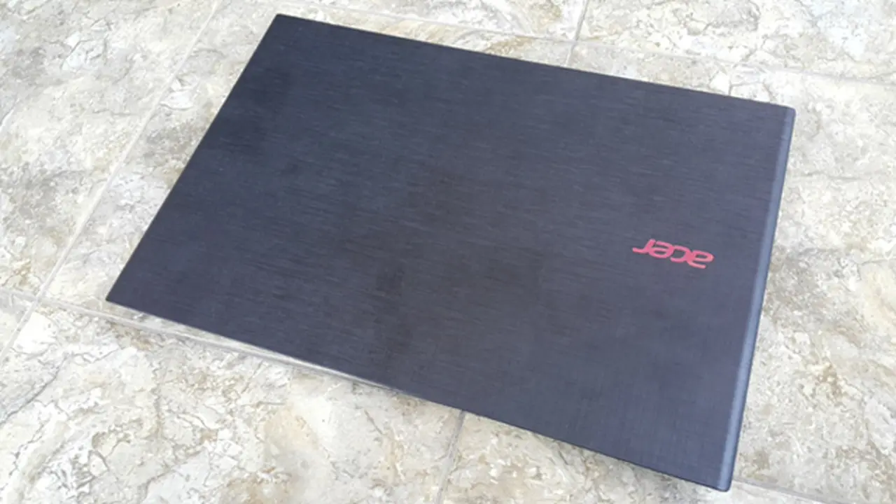 Acer E5-552G, Laptop Gaming Terjangkau dengan RAM 8GB