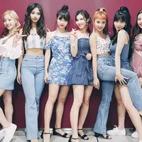 TWICE jadi girl group K-Pop pertama yang akan buat docu-series di YouTube.