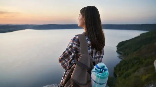 Solo Traveling vs Open Trip (Foto/Sumber: Freepik)