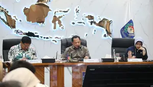 Mendagri Minta Pemda Kejar Target Bedah 400 Ribu Rumah