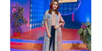 Lebaran sebentar lagi! Yuk intip inspirasi busana Lebaran yang nyaman dari Ayu Ting-Ting [@ayutingting92]