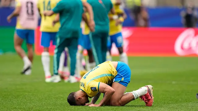 Pemain Brasil Bruno Guimaraes