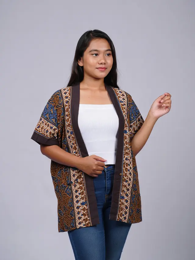 Model Baju Atasan Batik