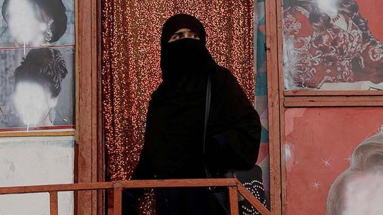 Nasib Salon Kecantikan di Afghanistan Ditutup Taliban