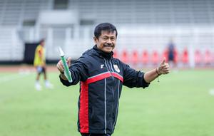 Pelatih Timnas Indonesia U-22, Indra Sjafri. (Bola.com/Bagaskara Lazuardi)