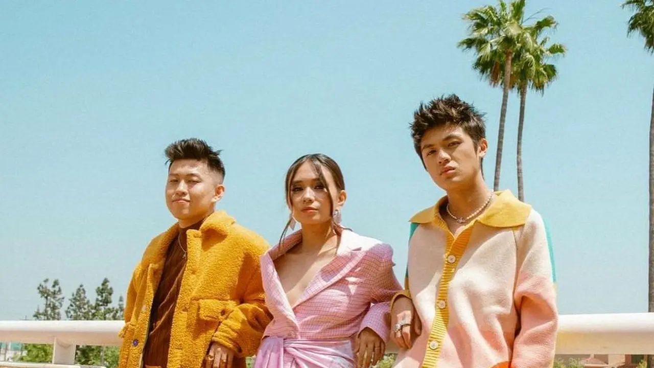 Rich Brian, NIKI, Warren Hue (Instagram/warrenhue)