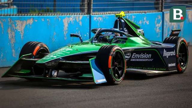 Balap Mobil Listrik Formula E Jakarta E-Prix 2023 Latihan Bebas