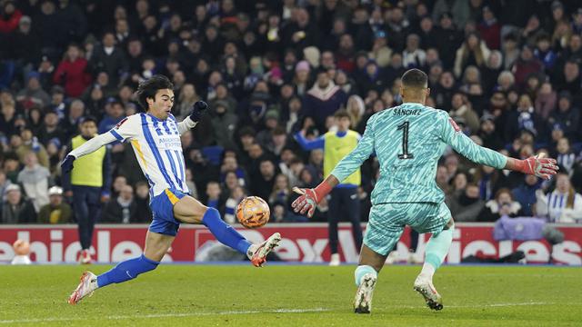 Foto: Menilik Gol Kaoru Mitoma yang Singkirkan Langkah Chelsea di Piala FA
