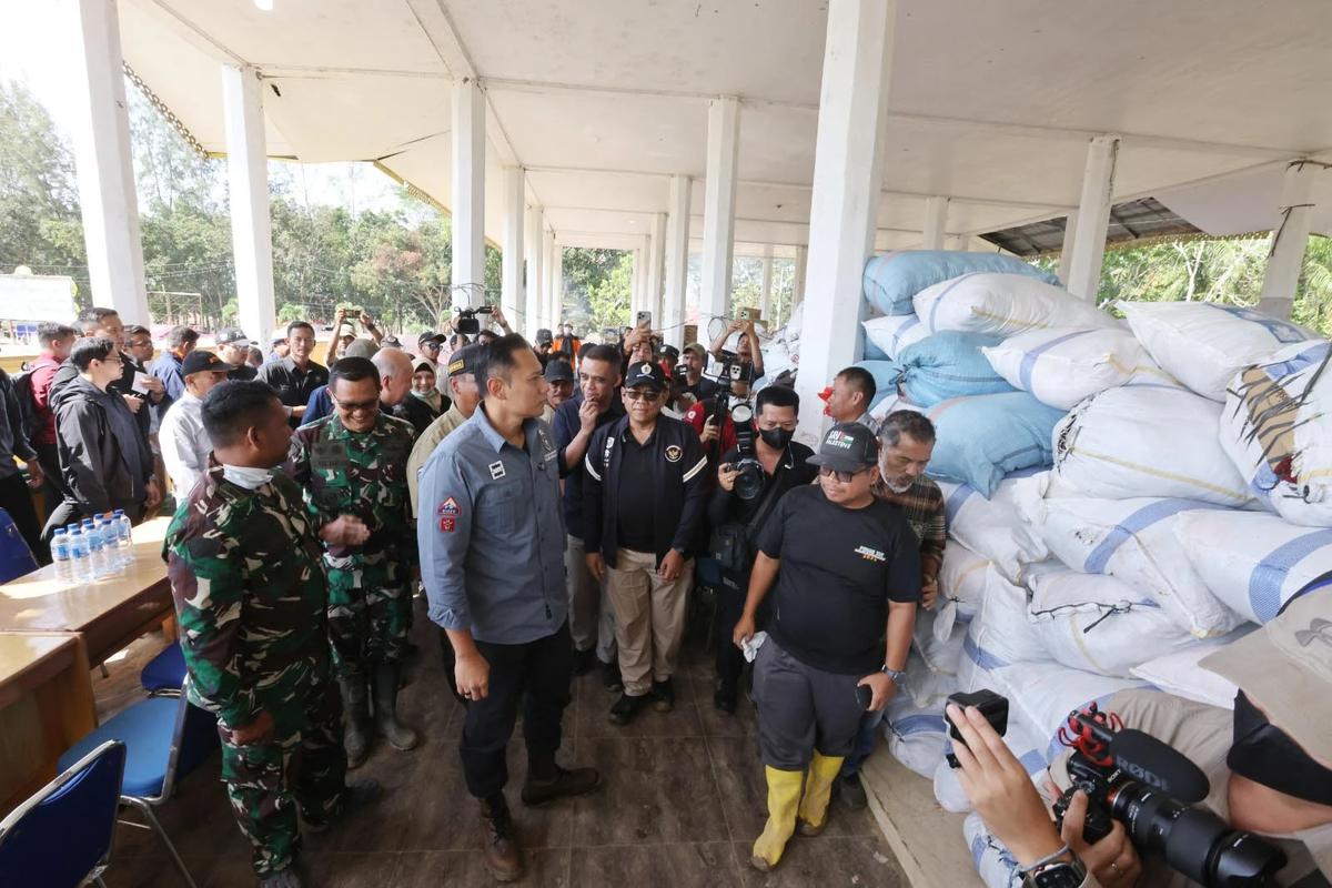 FOTO: AHY Pimpin Langsung Penanganan Cepat Pemulihan Banjir dan Longsor di Aceh Tamiang