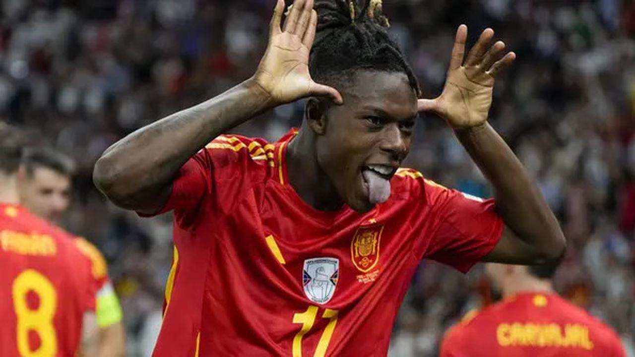 Rumor Transfer Panas: Nico Williams Diklaim Bakal Bergabung dengan Manchester United