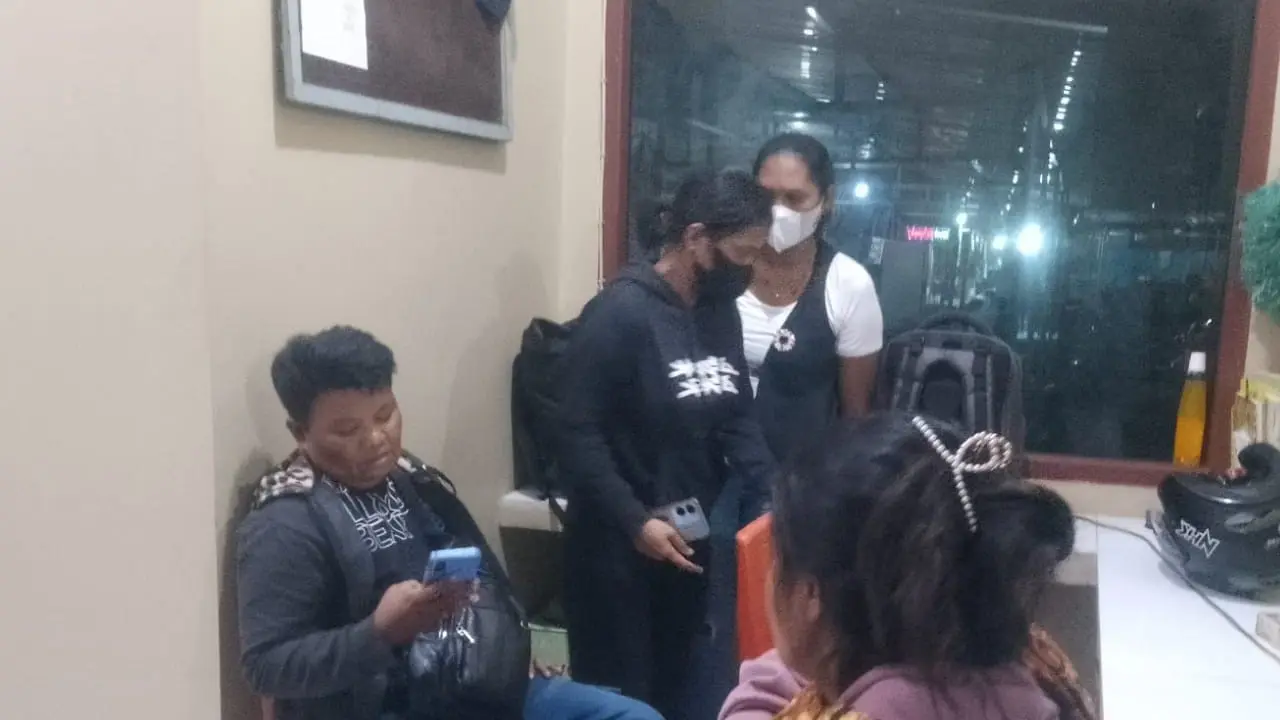 Pasutri perekrut PMI ilegal ditangkap polisi di Kabupaten Flores Timur NTT.