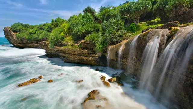 Wisata Pantai Jogja