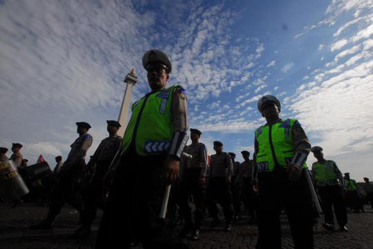 Apel gelar pasukan 'Operasi Lilin 2012' di Lapangan Monas