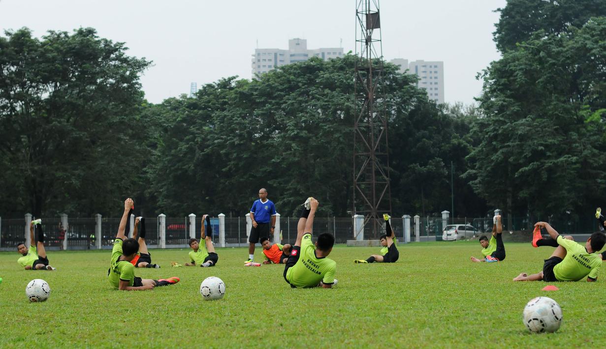 Timnas Brunei Darussalam U-23 Jajal Lapangan C Senayan - Foto Liputan6.com