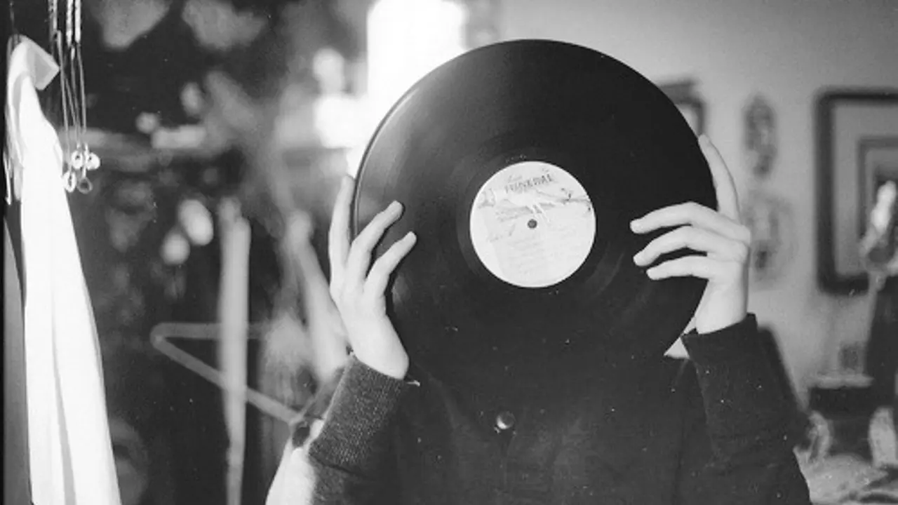 9 Permasalahan yang Cuma Dipahami Sama Pecinta Musik Sejati