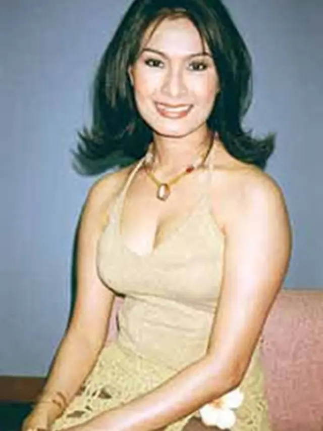 [Bintang] Iis Dahlia