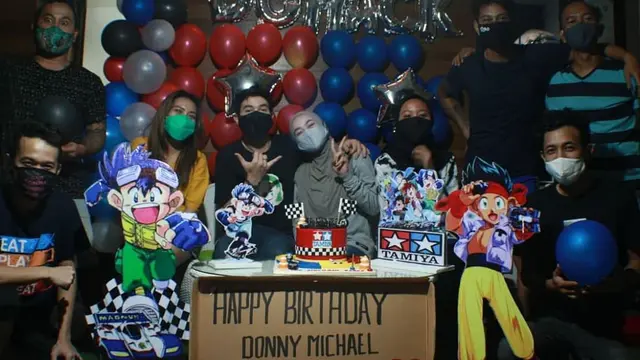 6 Momen Ulang Tahun Donny Michael, Bertema Tamiya Kejutan dari Aryani Fitriana