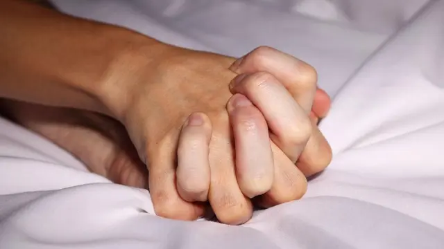 Wanita yang Rutin Orgasme Lebih Sering Melakukan 2 Hal Ini