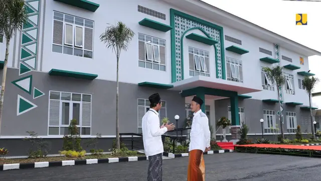 Program Padat Karya Tunai (PKT)