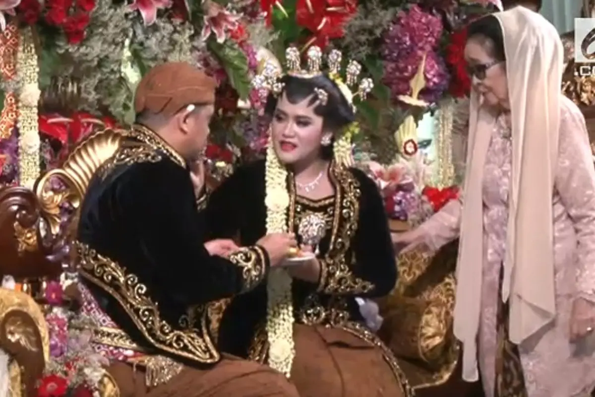 Pernikahan Kahiyang Ayu - Bobby Nasution
