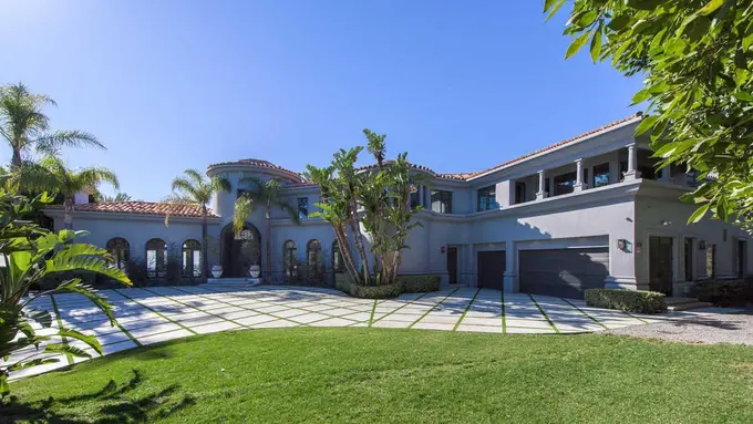 [Bintang] Kylie Jenner