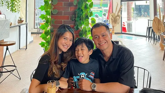 Bak Ayah Kandung, Ini Potret Kedekatan Rio Alief dan Anak Vinessa Inez