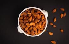 7 Manfaat Kacang Almond untuk Pria, Meningkatkan Kesuburan dan Pembentukan Otot