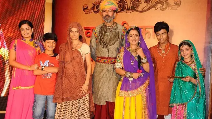 [Bintang] Pemeran Anandhi