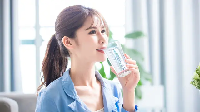 15 Cara Mengatasi Kulit Bersisik yang Mudah dan Efektif agar Kembali Tampil Cantik