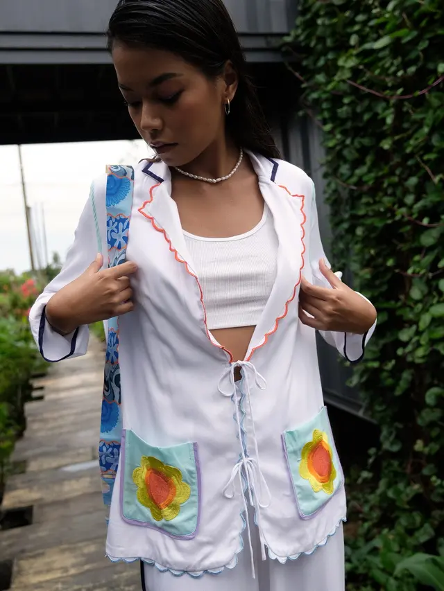 Diary Fimela: Kolaborasi Melati Wijsen x Everyday, Luncurkan Koleksi Kapsul yang Ramah Lingkungan