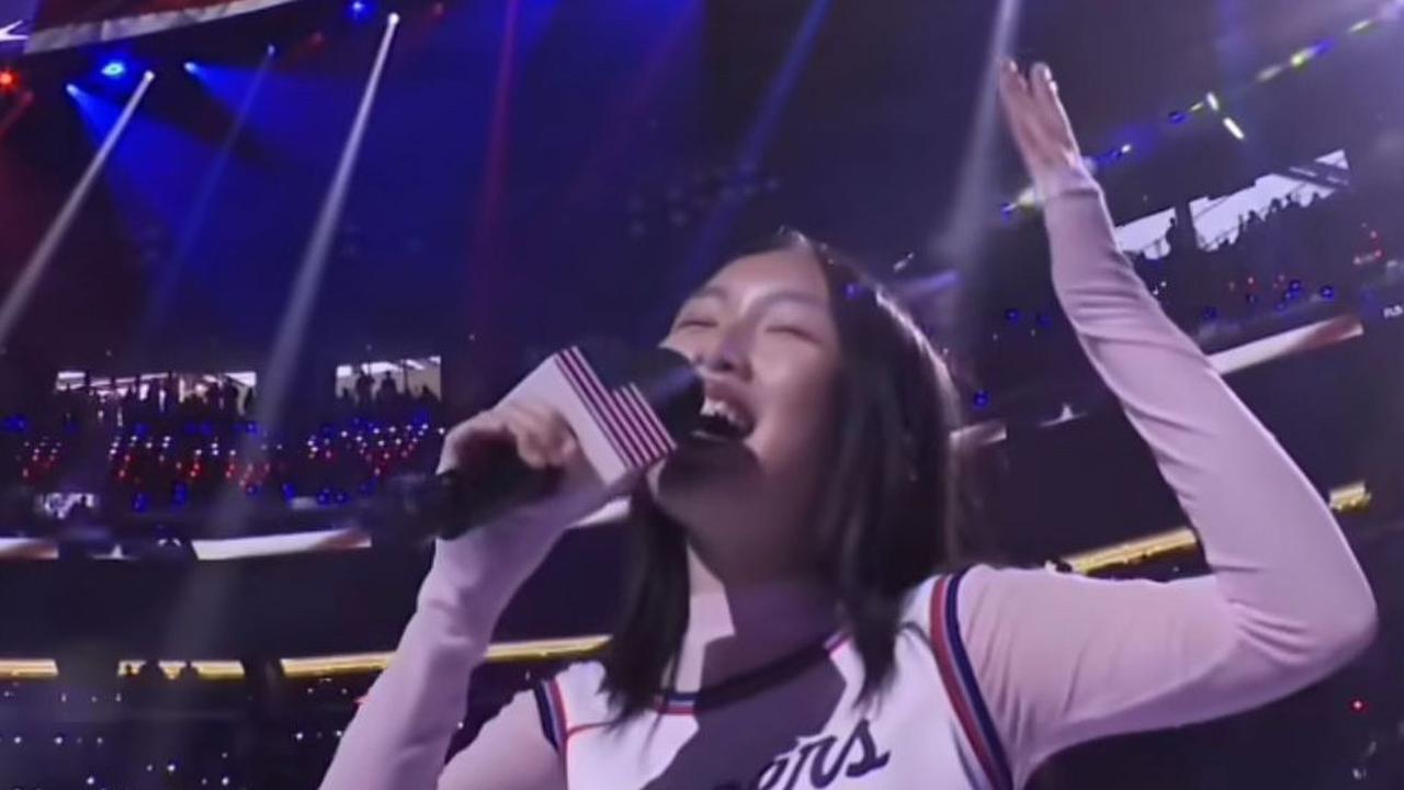 Malea Emma Penyanyi Berdarah Indonesia Memukau Bawakan Lagu Kebangsaan di Ajang NBA