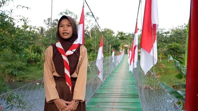 Siswa Ungkap Kemudahan Berkat Jembatan Gantung