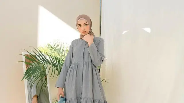 8 Ide Padu Padan Baju Tunik dengan Celana Kulot, Cocok untuk Sehari-hari