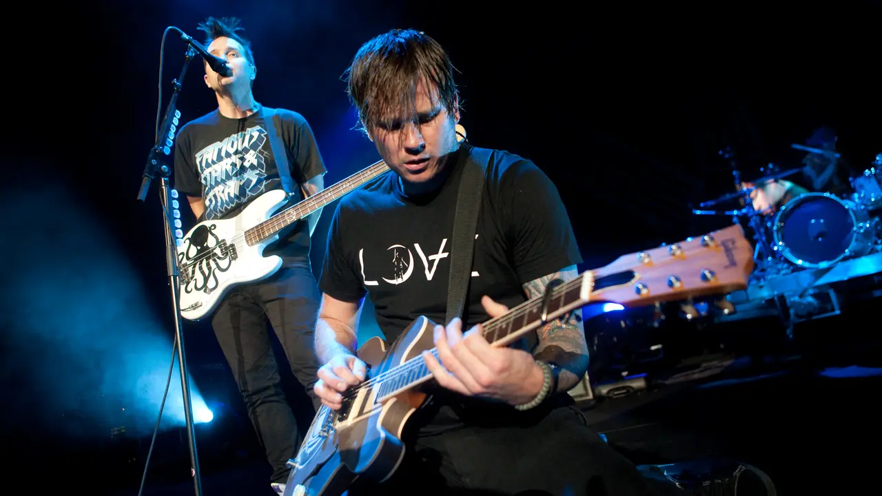 Tom DeLonge: Aku Tak Akan Pernah Benci Mark Hoppus