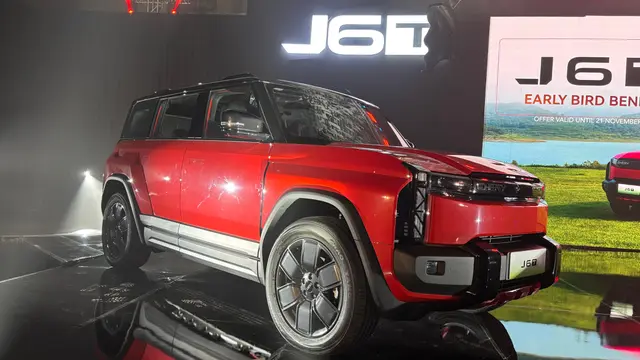 Harganya Masih Rahasia, Ini Perbedaan Chery J6T dan J6 Standar (Arief A/Liputan6.com)