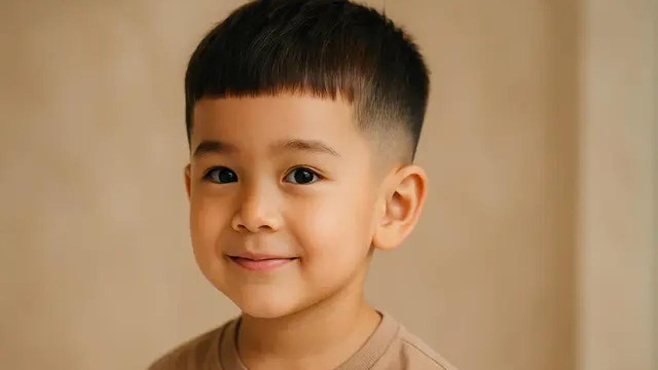 12 Model Rambut Poni Anak Laki-Laki ala Korea yang Lagi Tren
