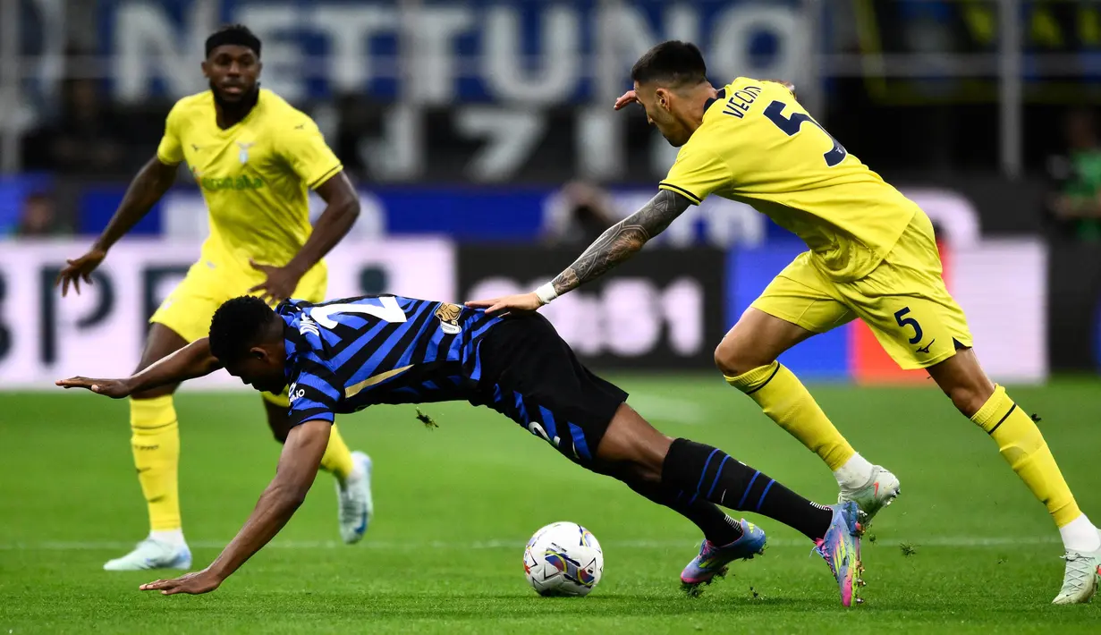 Saat ini, Inter Milan tertahan di posisi dua klasemen Serie A 2024/2025 dengan 78 poin dari 37 pertandingan, tertinggal satu poin dari Napoli, sang pemuncak klasemen Serie A 2024/2025. (Nicolo Campo/AFP)