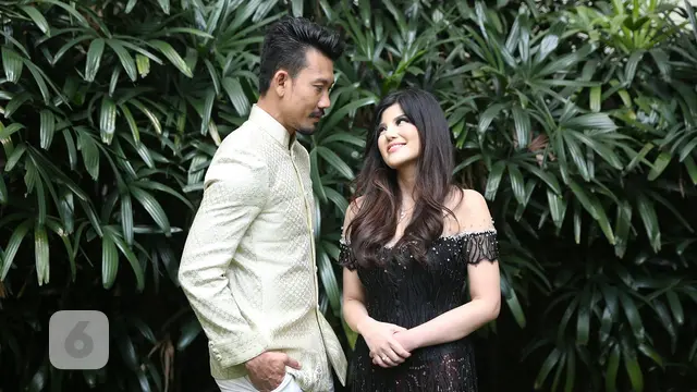 [Bintang] Denny Sumargo dan Dita Soedarpo