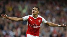 4. Alexis Sanchez (Arsenal) - 55,25 juta poundsterling atau Rp 950,96 miliar. (AFP/Ian Kington)