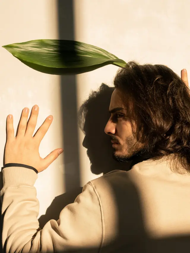 Ilustrasi rambut panjang pria | pexels.com