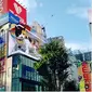 Ada Kucing 3D di Shinjuku Jepang, Menyapa Orang Tiap 15 Menit. (dok.Instagram @pfuruya/https://www.instagram.com/p/CRWBL0TBIUQ/Henry)