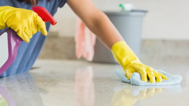 Ilustrasi bersih-bersih rumah